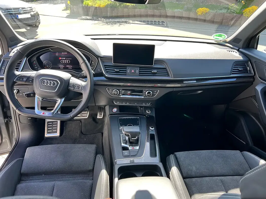 Audi SQ5 - Thumbnail 7