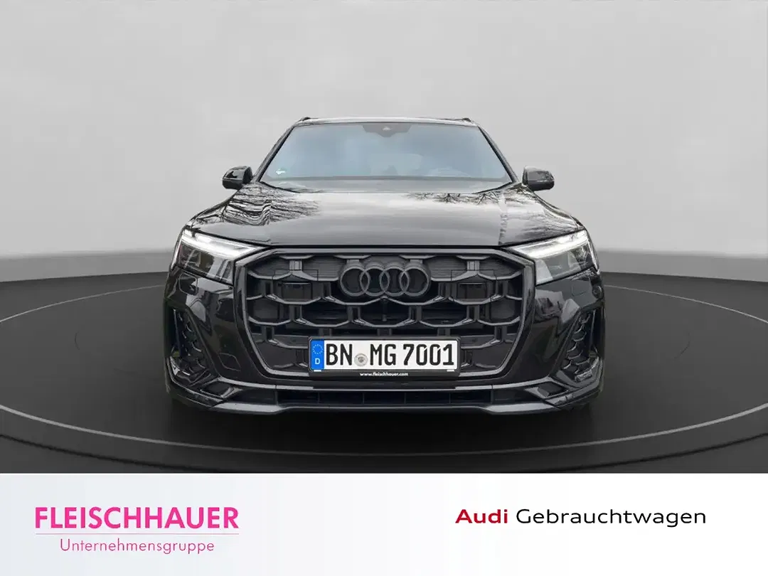Audi Q7 - Thumbnail 2