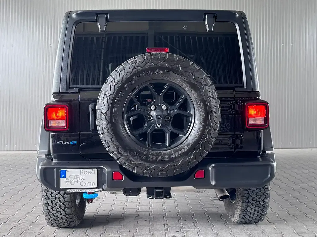 Jeep Wrangler - Thumbnail 12