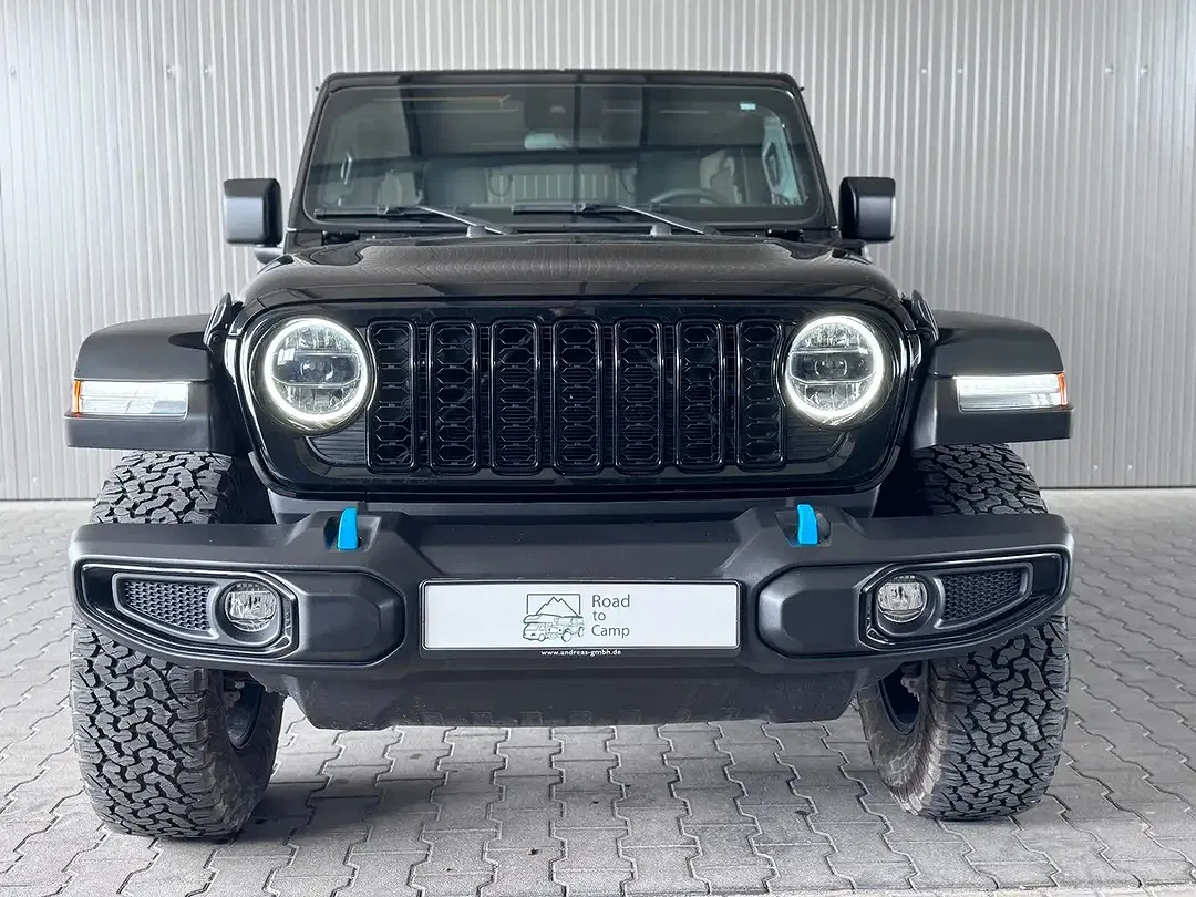 Jeep Wrangler - Thumbnail 8