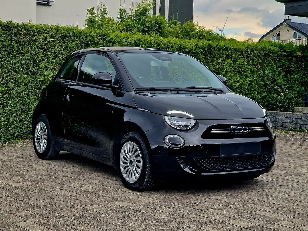 Fiat 500e - Thumbnail 10
