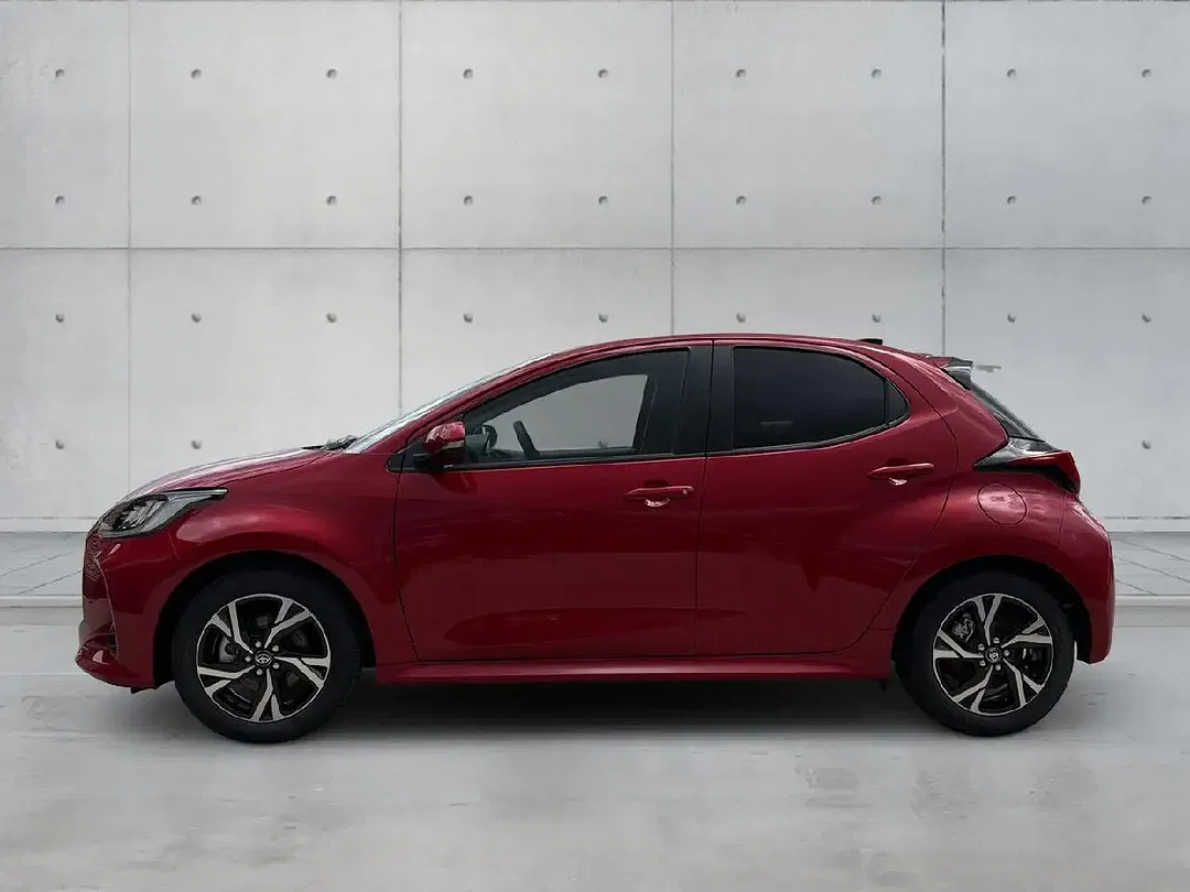 Toyota Yaris - Thumbnail 3