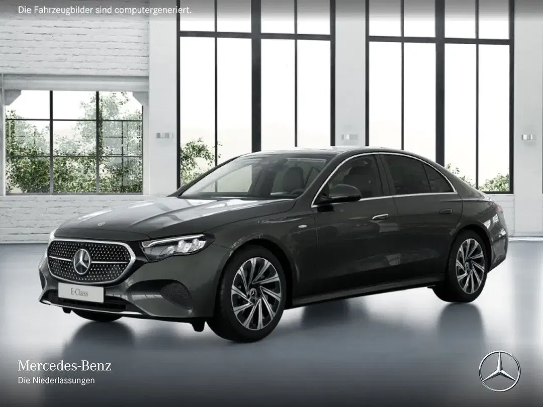 Mercedes-Benz E 300 - Thumbnail 13