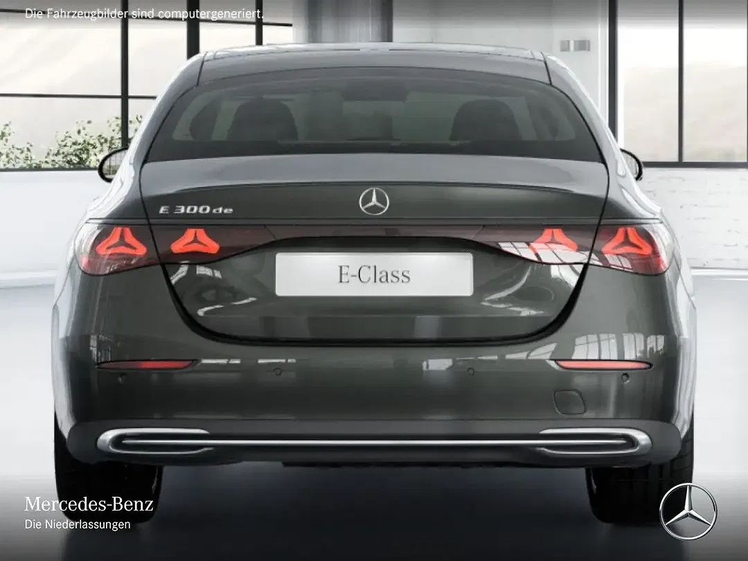 Mercedes-Benz E 300 - Thumbnail 8
