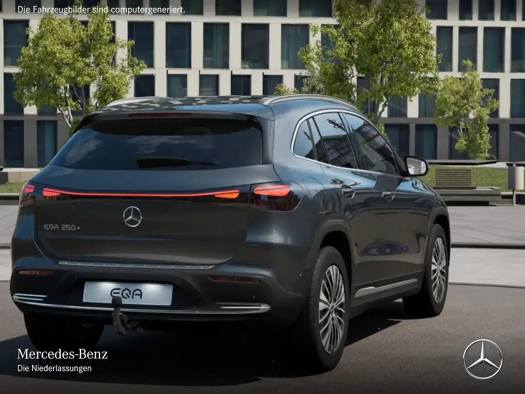 Mercedes-Benz EQA 250 - Thumbnail 4