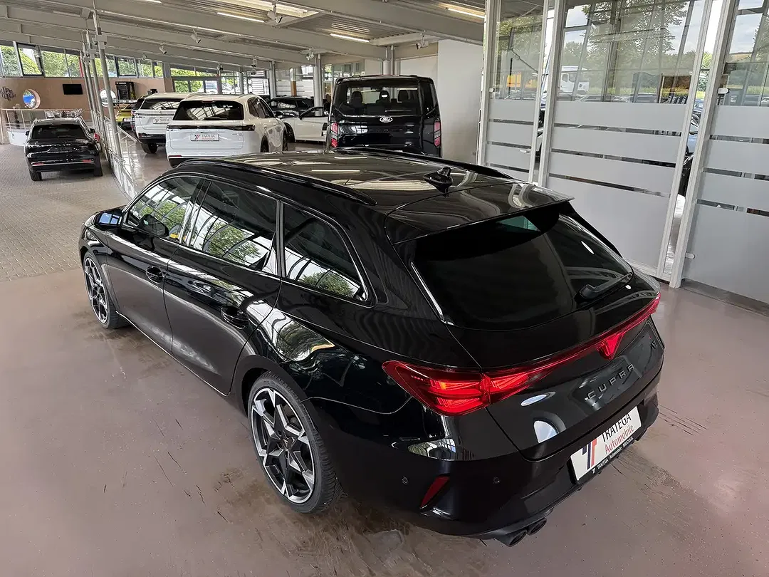 CUPRA Leon - Thumbnail 12