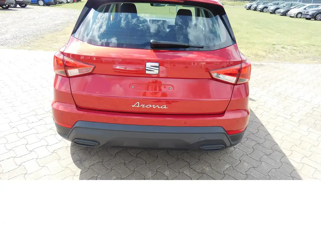 SEAT Arona - Thumbnail 4