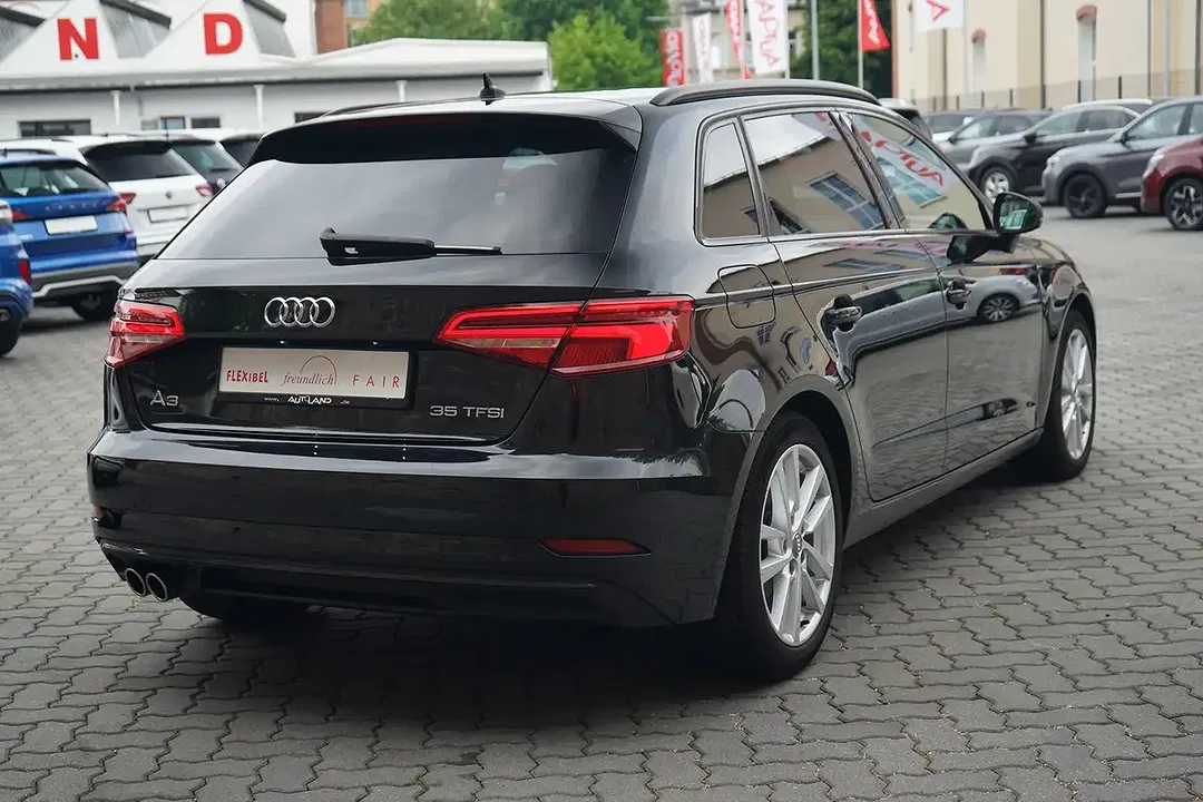 Audi A3 - Thumbnail 5