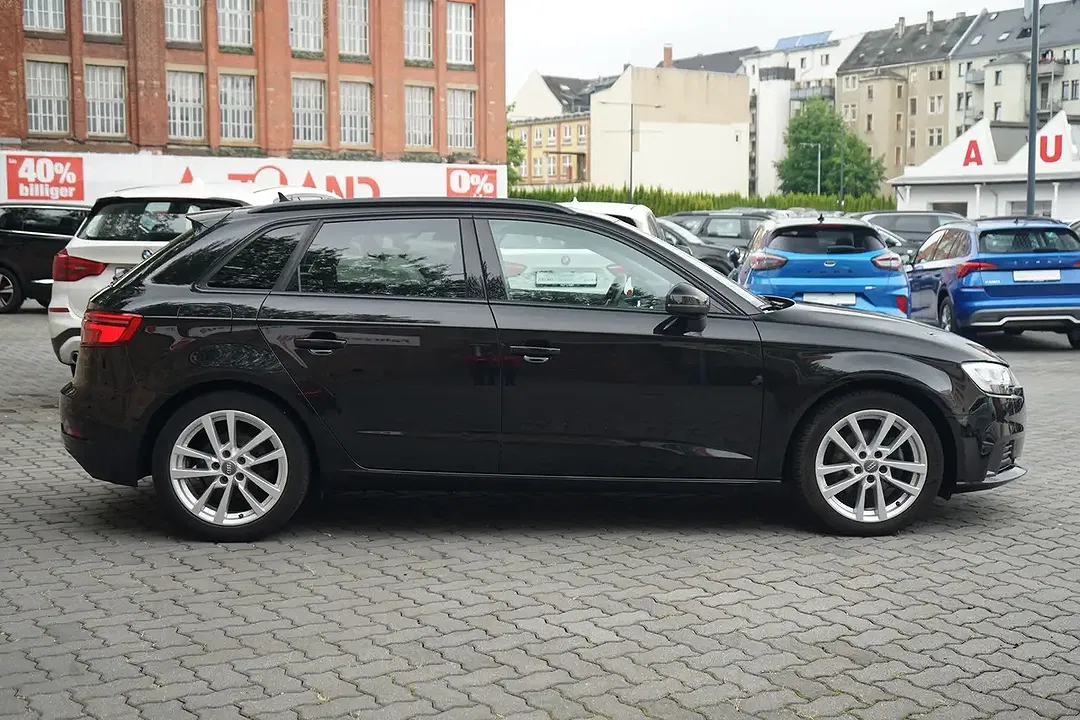 Audi A3 - Thumbnail 6