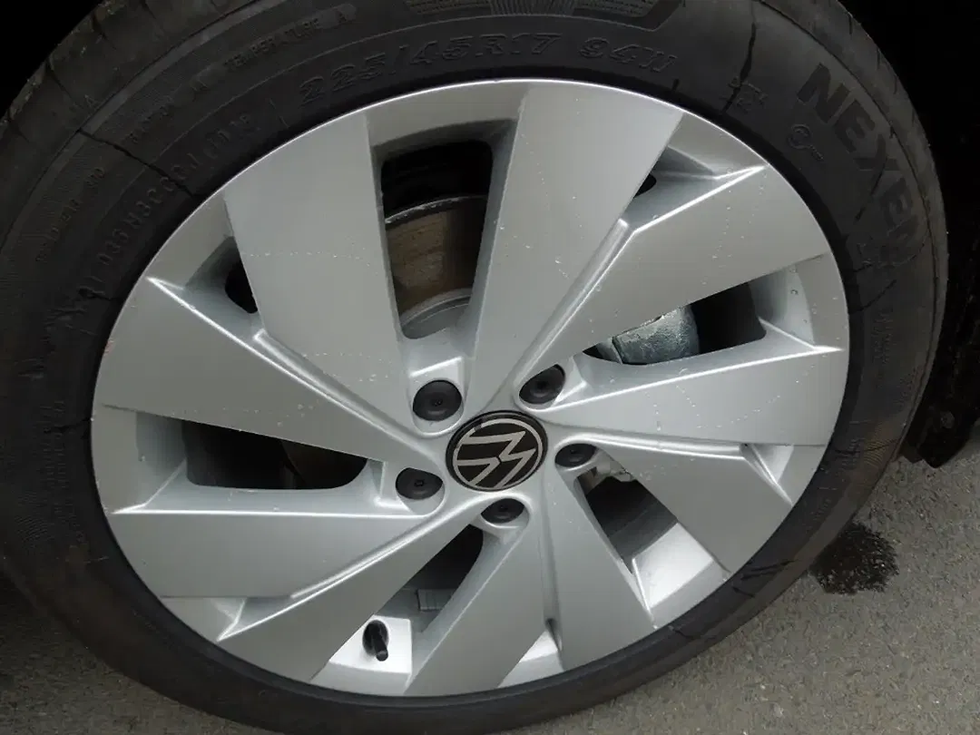 Volkswagen Golf - Thumbnail 14