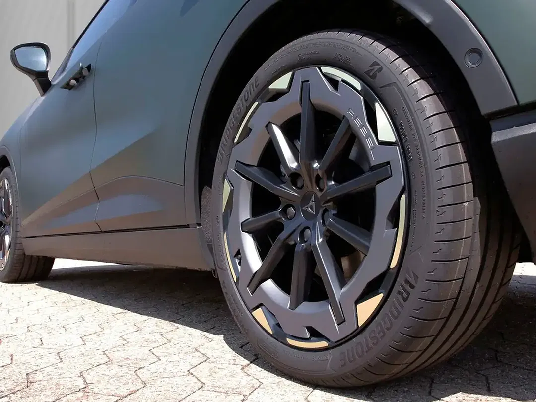 CUPRA Raval - Thumbnail 4