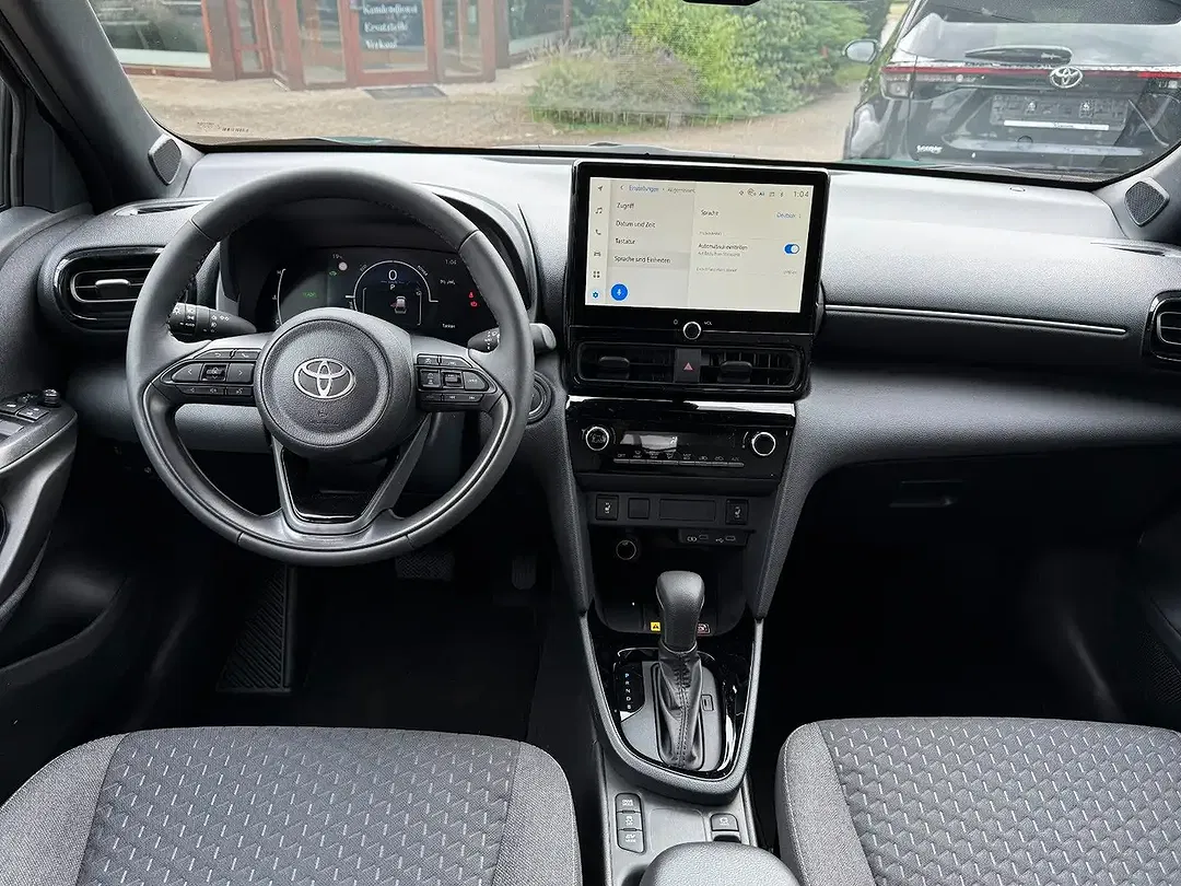 Toyota Yaris Cross - Thumbnail 14