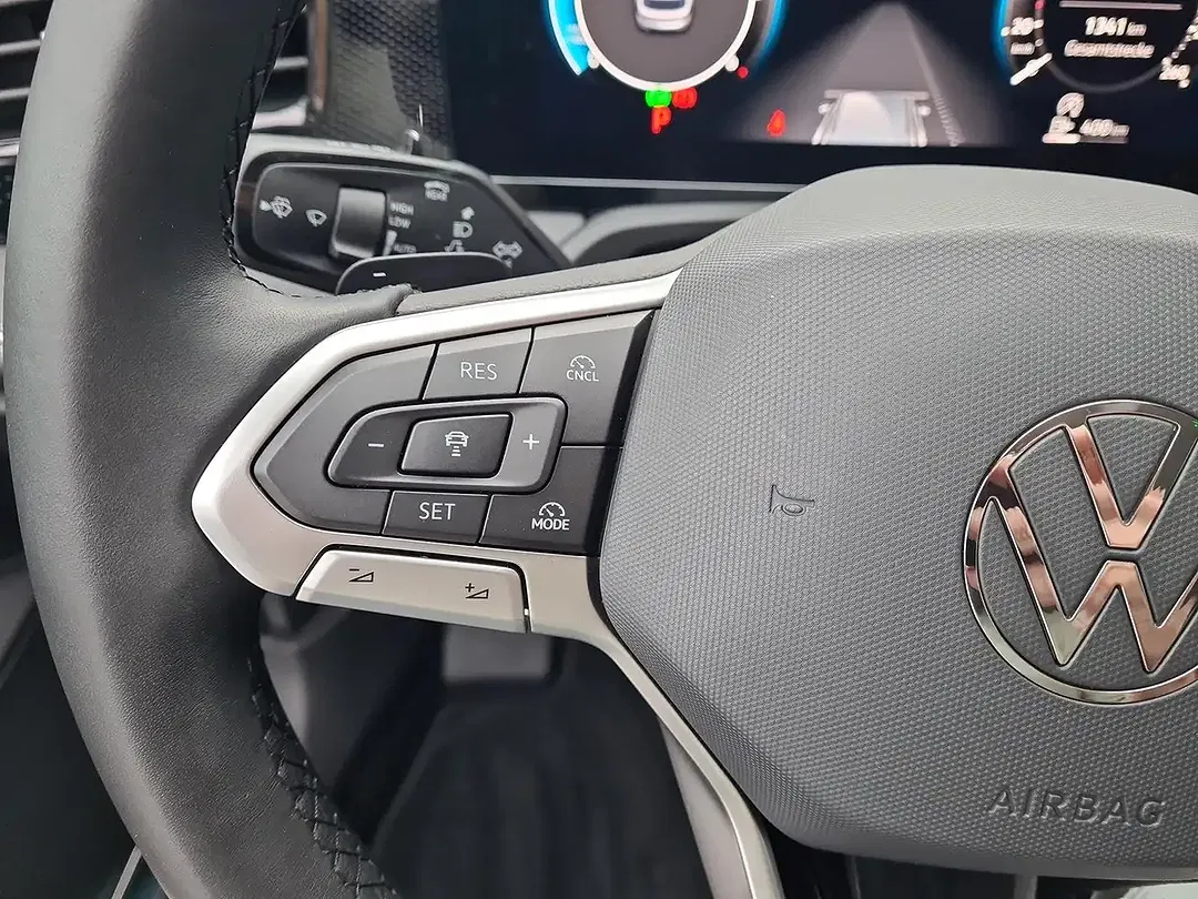 Volkswagen Passat Variant - Thumbnail 14