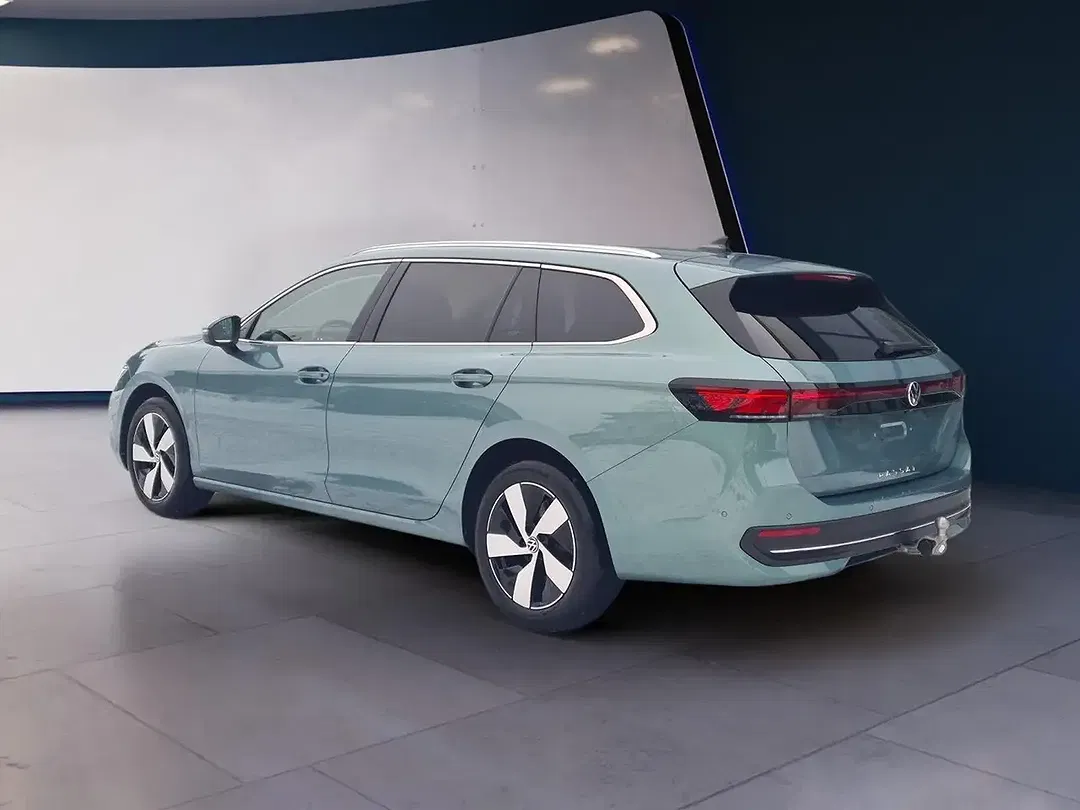 Volkswagen Passat Variant - Thumbnail 4