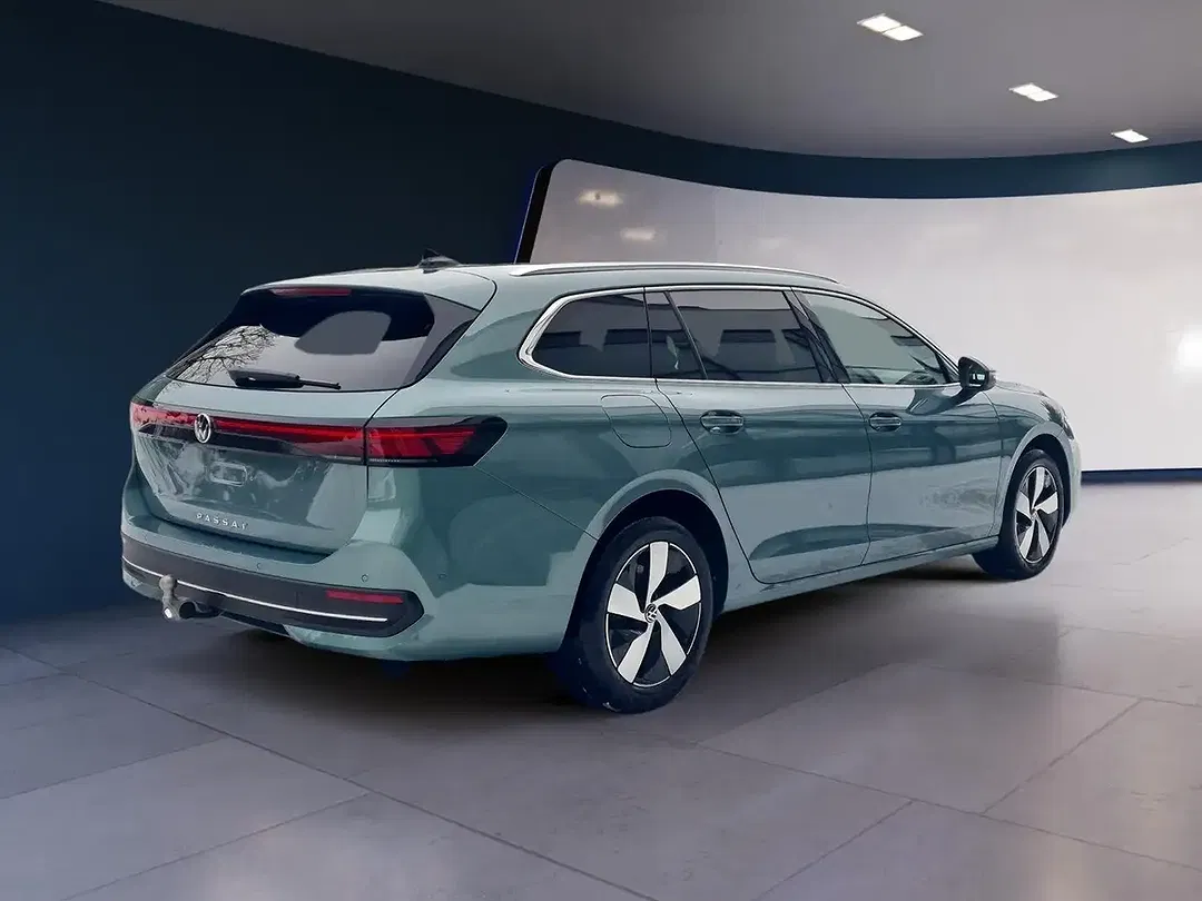 Volkswagen Passat Variant - Thumbnail 6