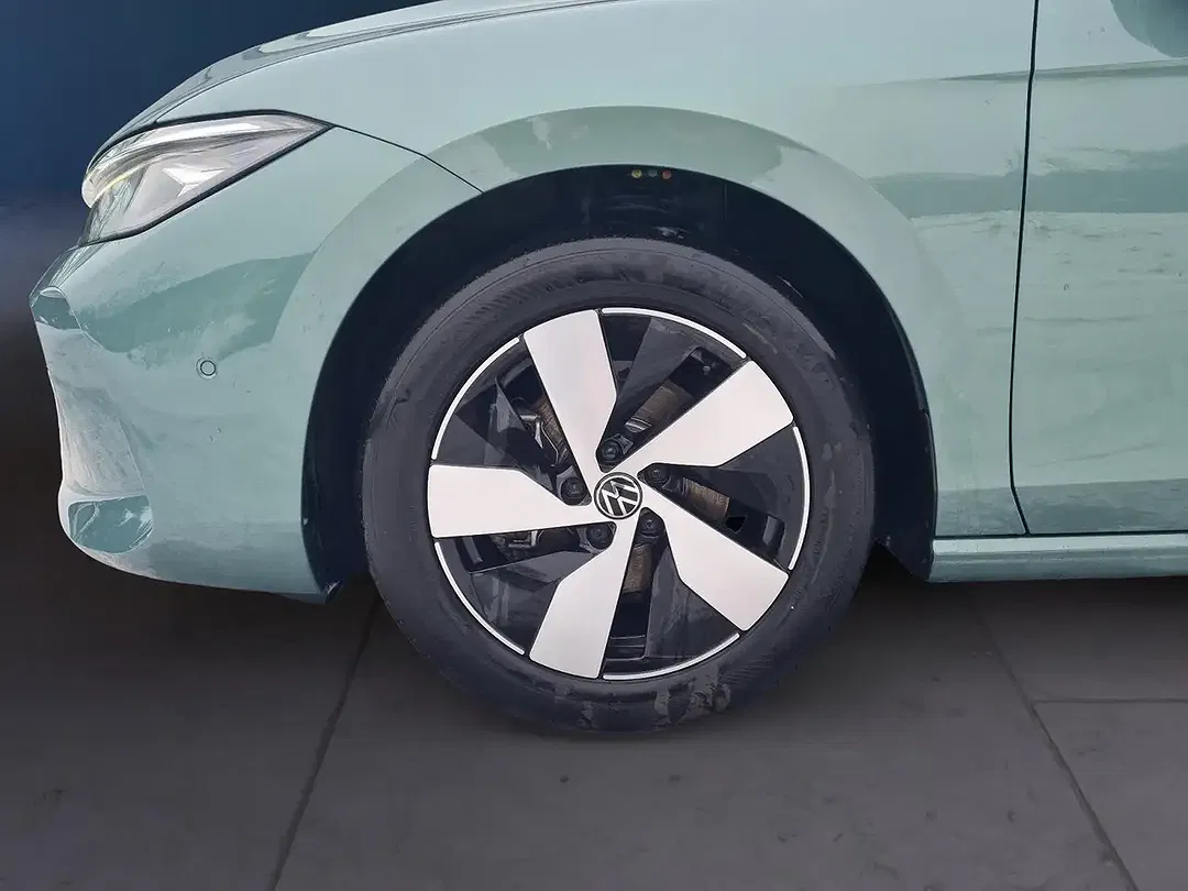 Volkswagen Passat Variant - Thumbnail 7