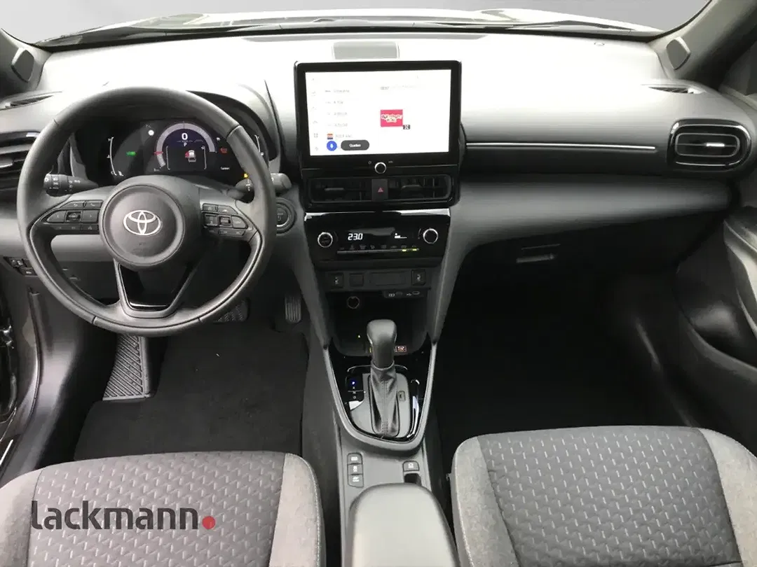 Toyota Yaris Cross - Thumbnail 9