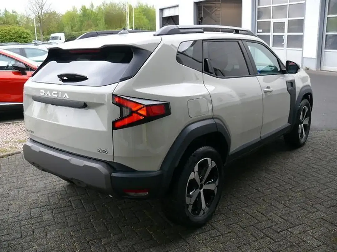 Dacia Duster - Thumbnail 12