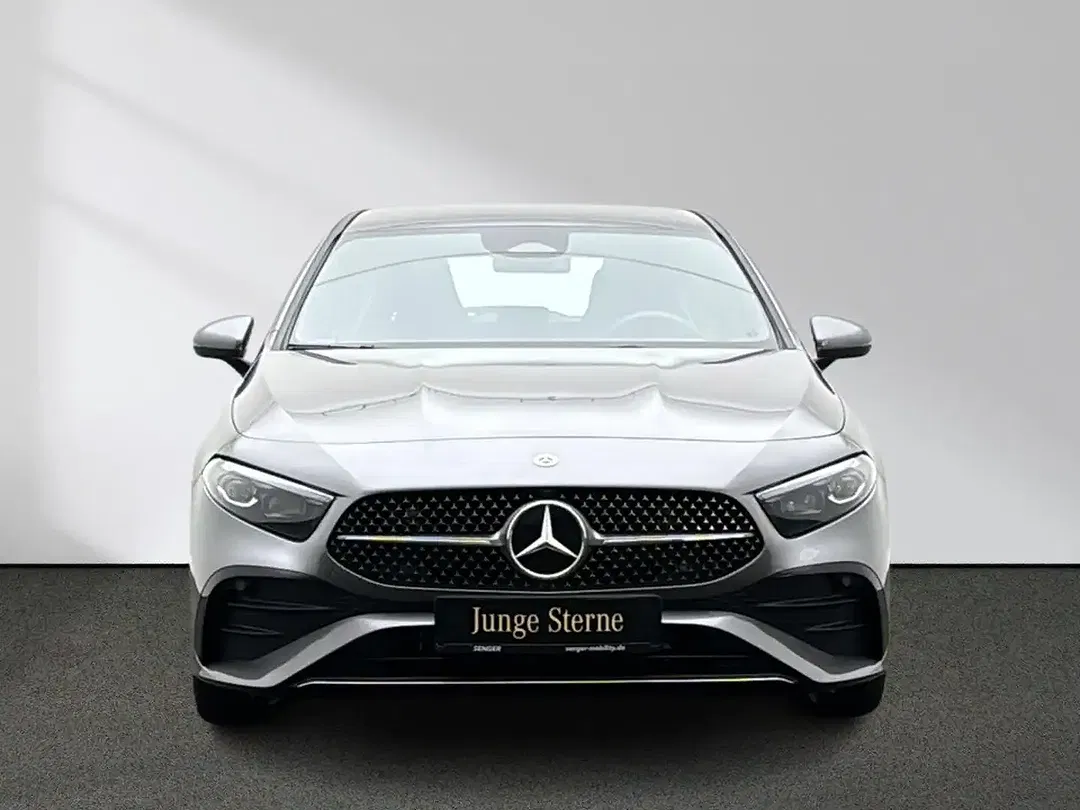 Mercedes-Benz A 200 - Thumbnail 4