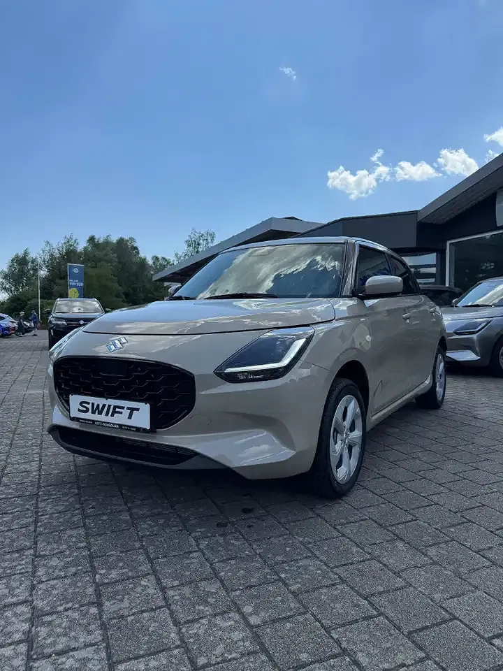 Suzuki Swift - Thumbnail 2