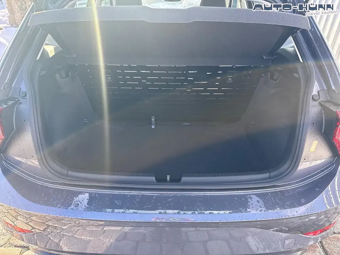Volkswagen Polo - Thumbnail 9