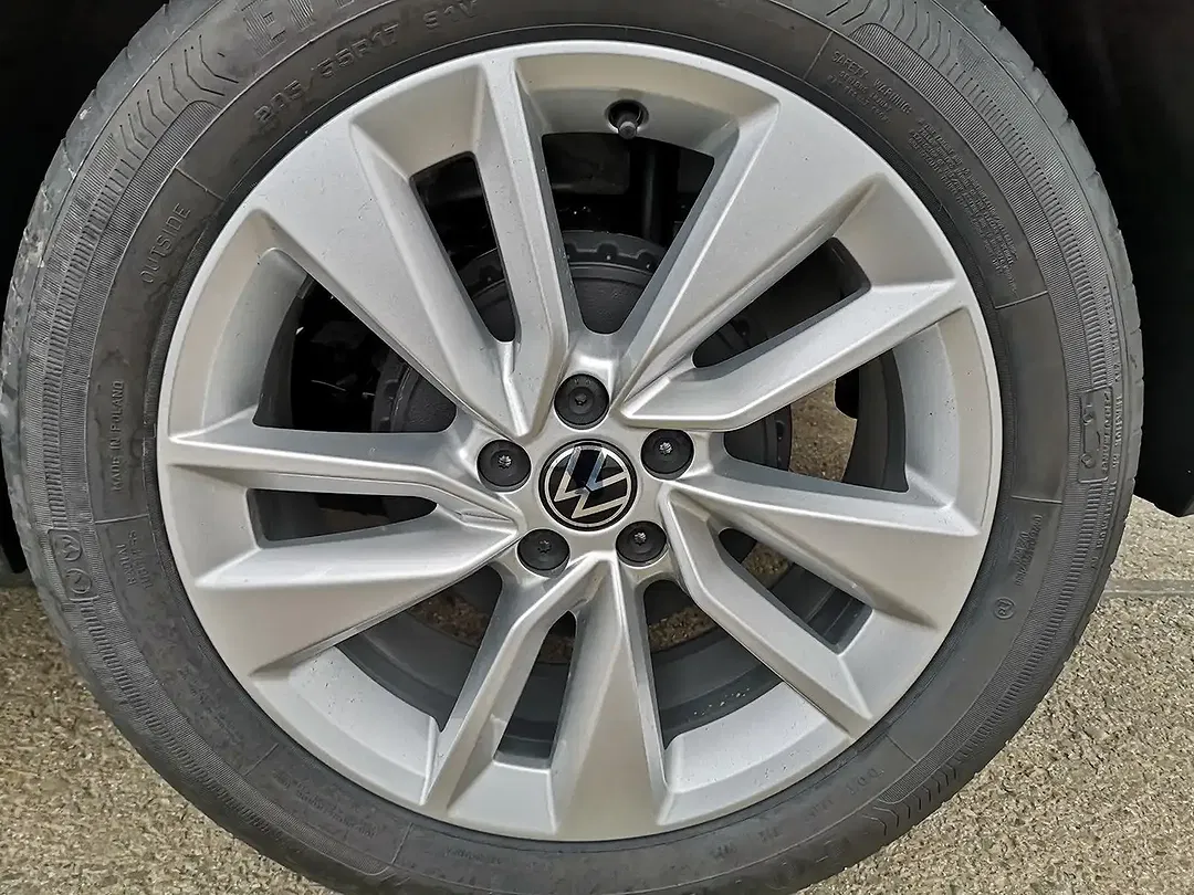Volkswagen Taigo - Thumbnail 3