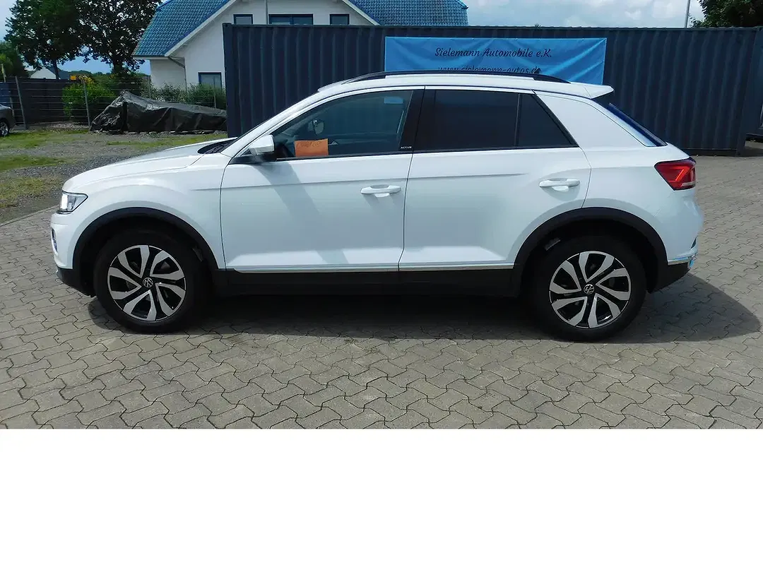 Volkswagen T-Roc - Thumbnail 1