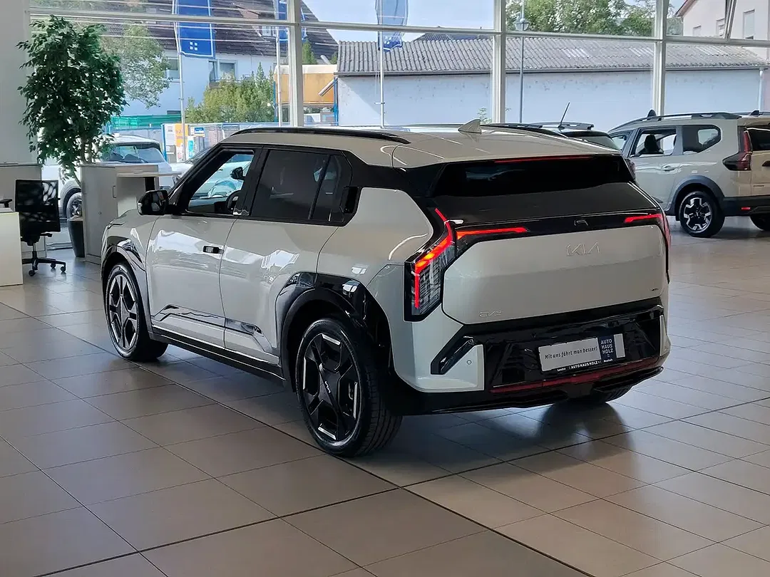 Kia EV3 GT-Line Comfort - foto 2