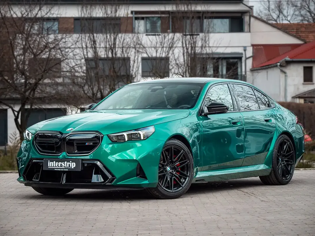BMW M5 Plus - foto 1