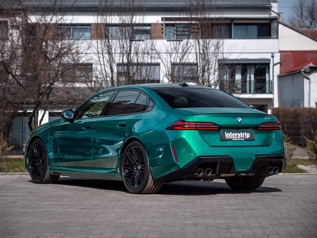 BMW M5 - Thumbnail 4