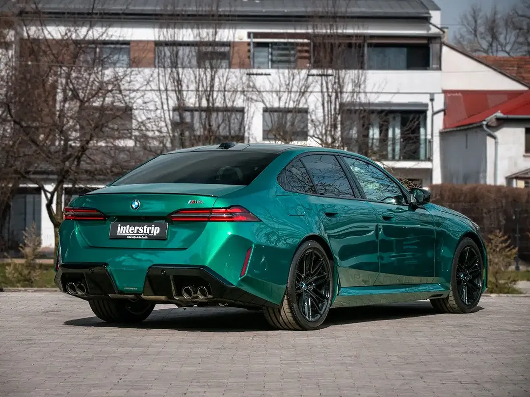 BMW M5 - Thumbnail 6