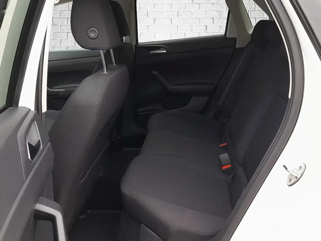 Volkswagen Polo - Thumbnail 10