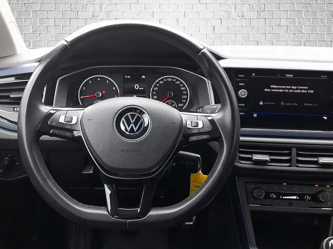 Volkswagen Polo - Thumbnail 11