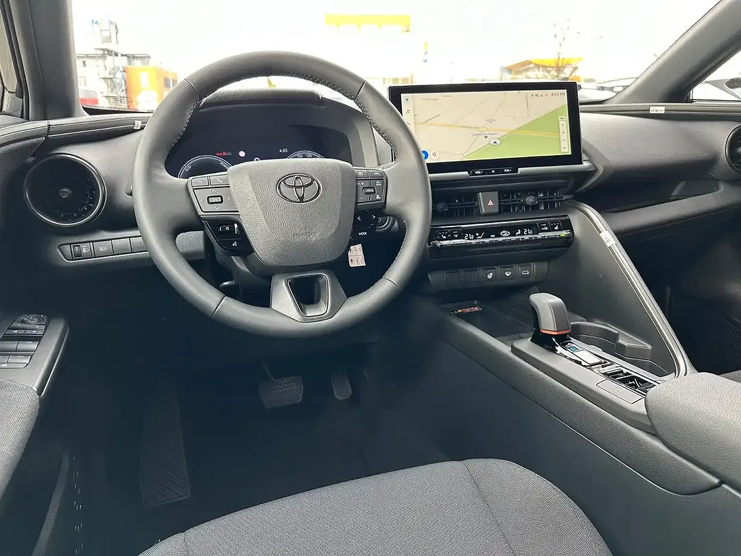 Toyota C-HR - Thumbnail 11