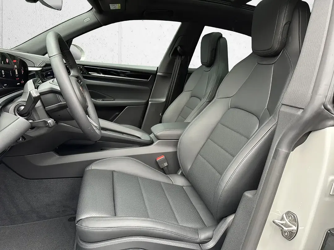 Porsche Macan - Thumbnail 13