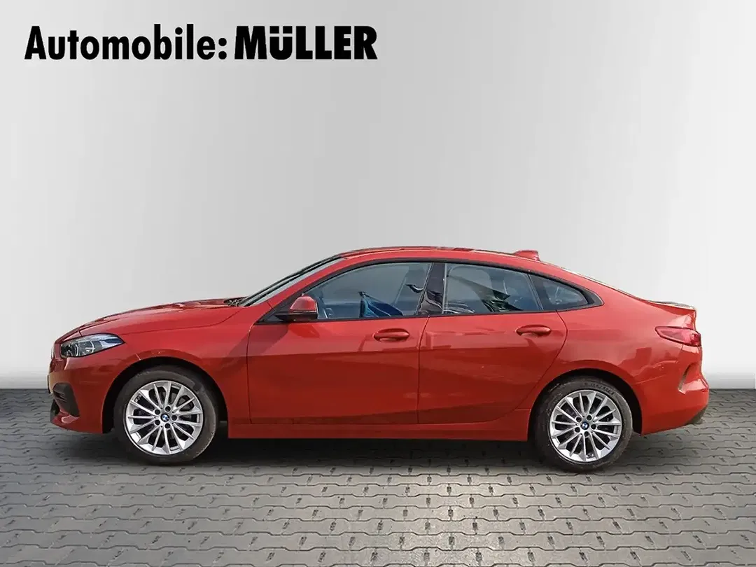 BMW 218 - Thumbnail 6