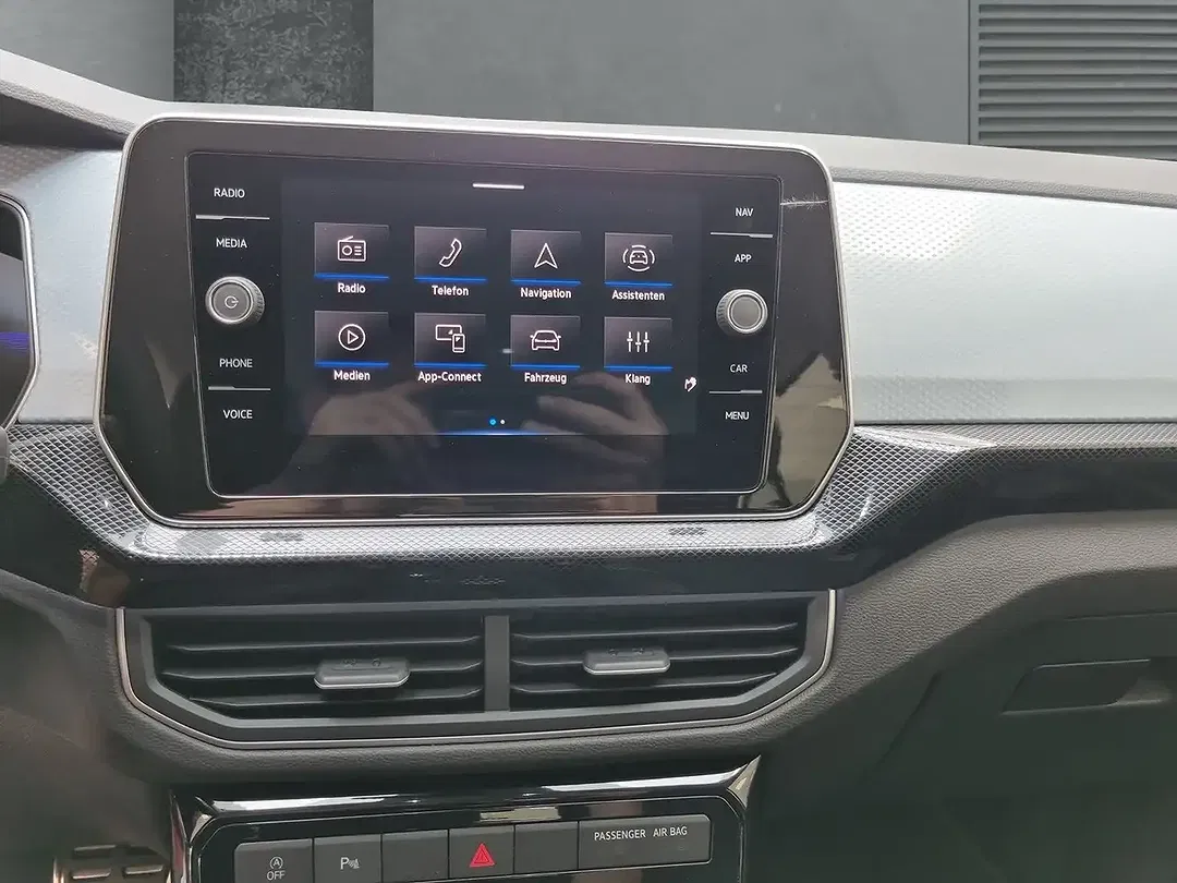 Volkswagen T-Cross - Thumbnail 13