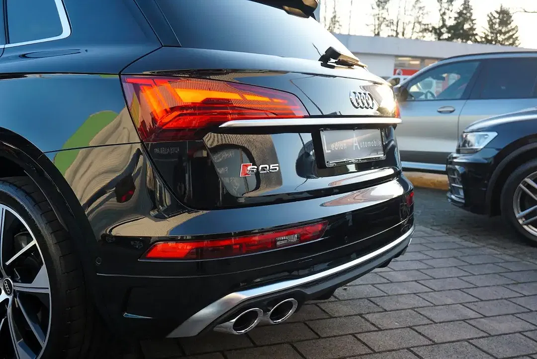 Audi SQ5 - Thumbnail 3