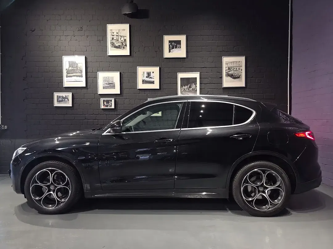 Alfa Romeo Stelvio - Thumbnail 7
