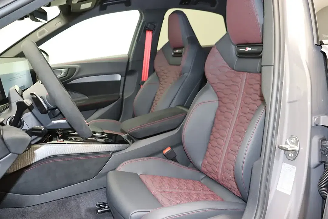 Audi RS5 - Thumbnail 10