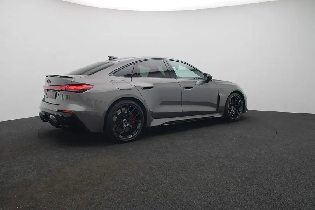 Audi RS5 - Thumbnail 5