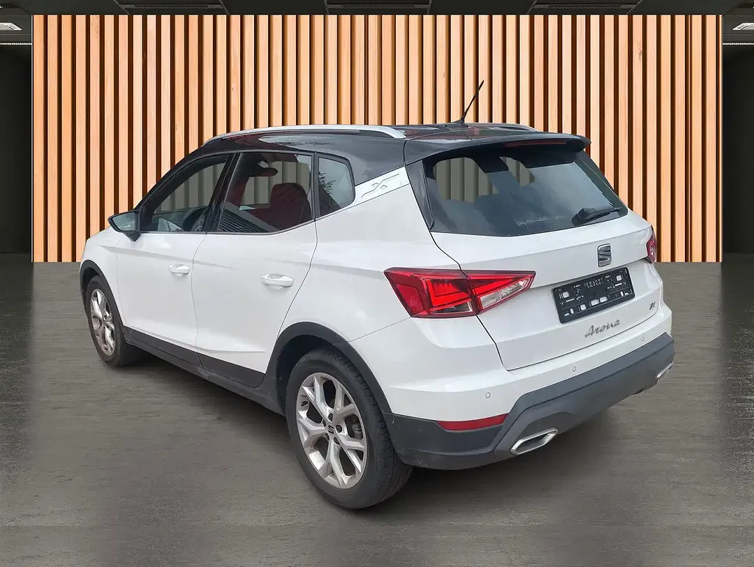 SEAT Arona - Thumbnail 6