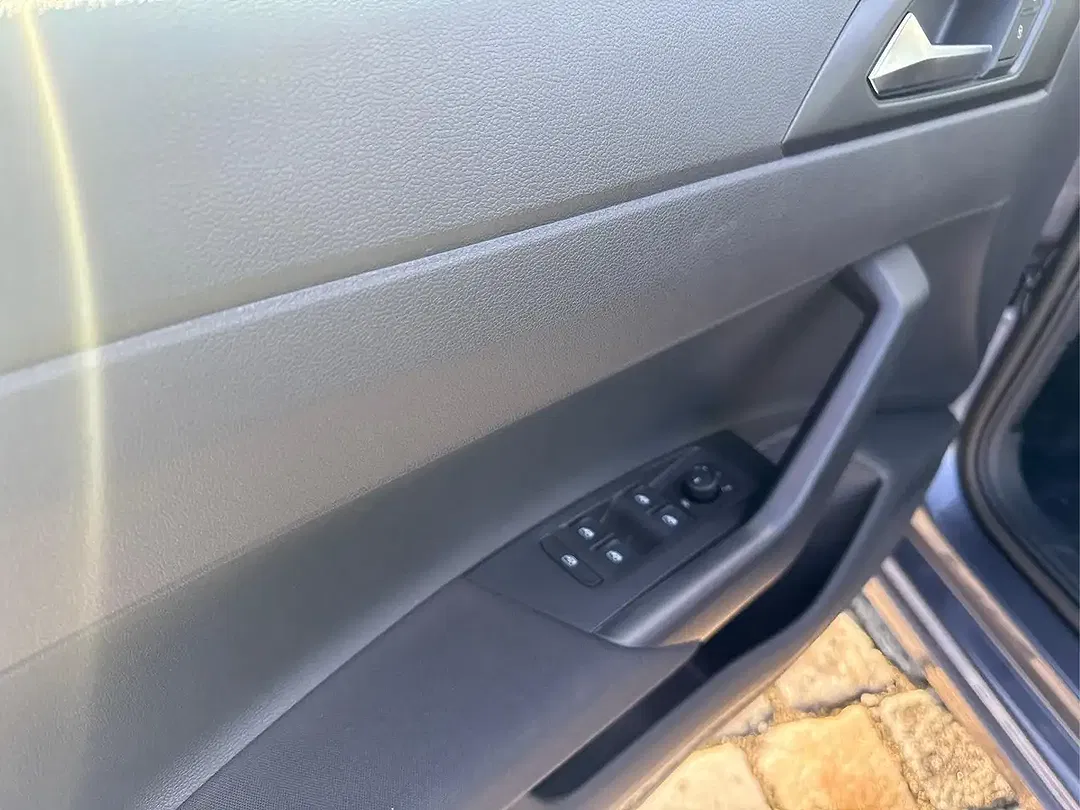 Volkswagen Polo - Thumbnail 7