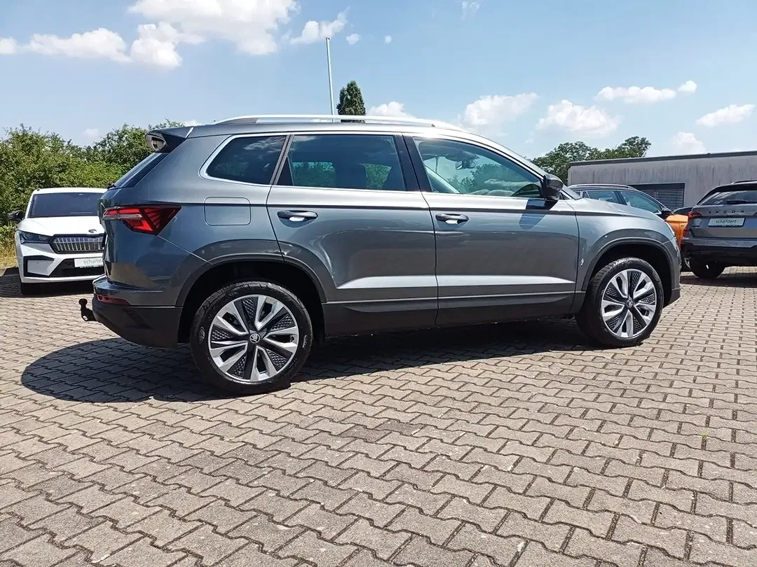 Skoda Karoq - Thumbnail 6