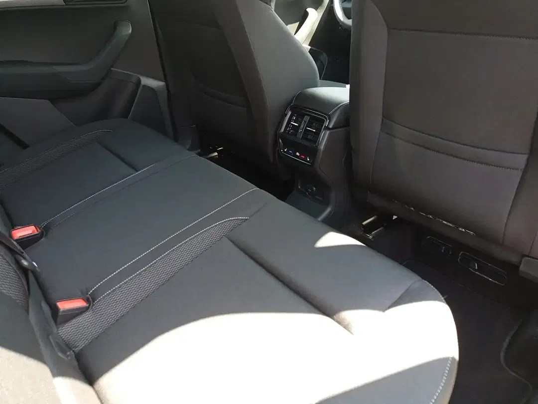 Skoda Karoq - Thumbnail 9