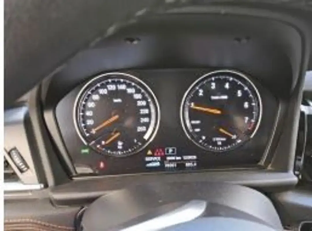 BMW 218 - Thumbnail 4
