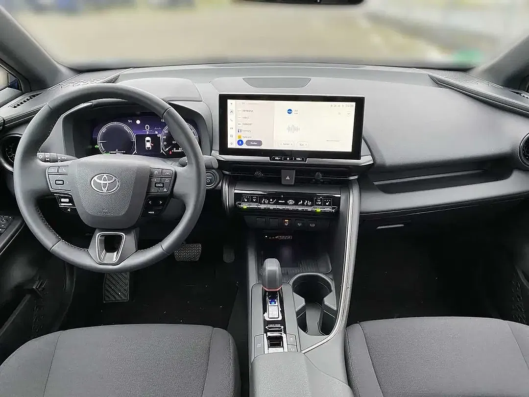 Toyota C-HR - Thumbnail 8