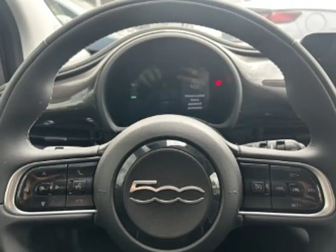 Fiat 500e - Thumbnail 11