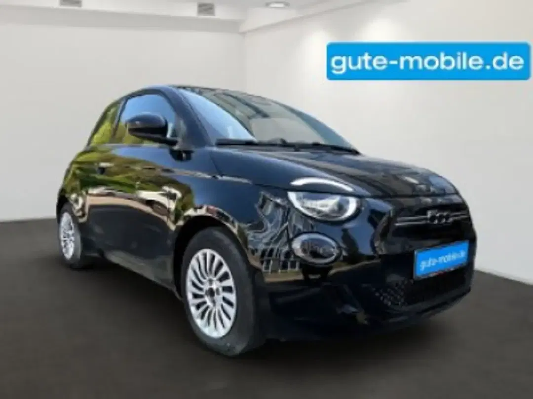 Fiat 500e - Thumbnail 6