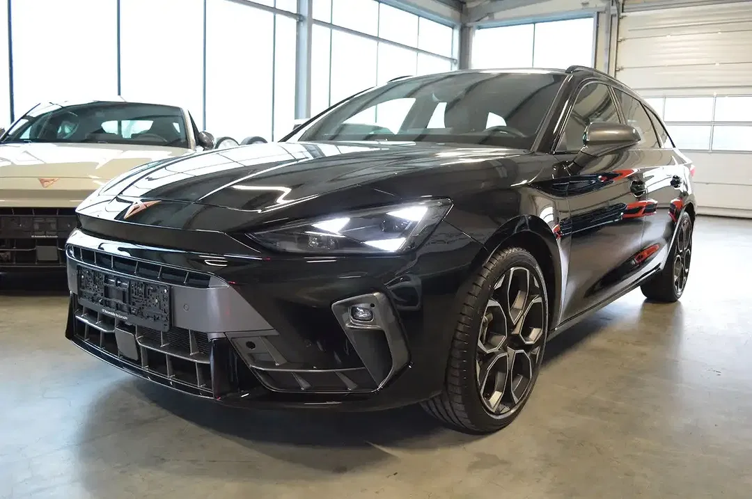 CUPRA Leon - Thumbnail 1